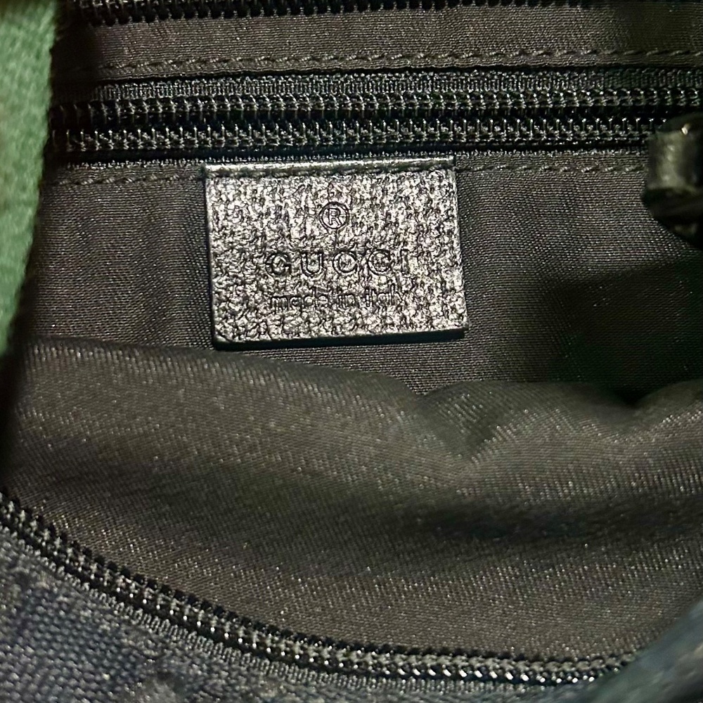 GUCCI GG CANVAS WEB MESSENGER BAG SMALL - Picture 2 of 2